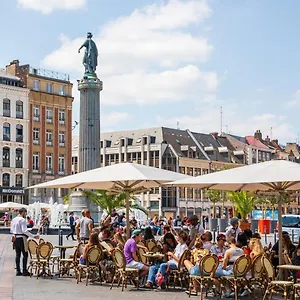 Jean-baptiste Lebas - Superb 2 Bed Appartement Lille