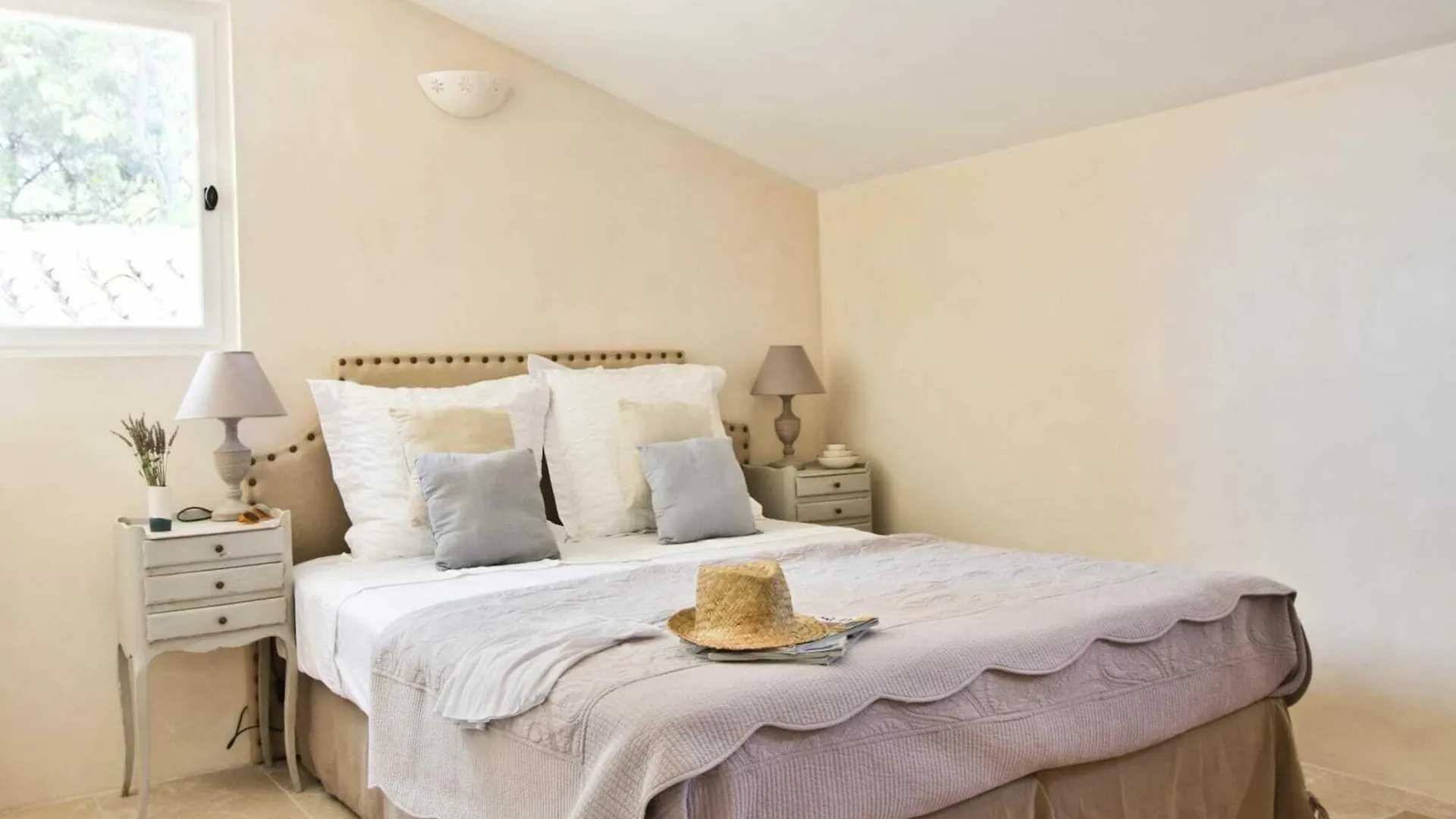 Hotel Mas De La Granette à Aix-en-Provence 3*,  France